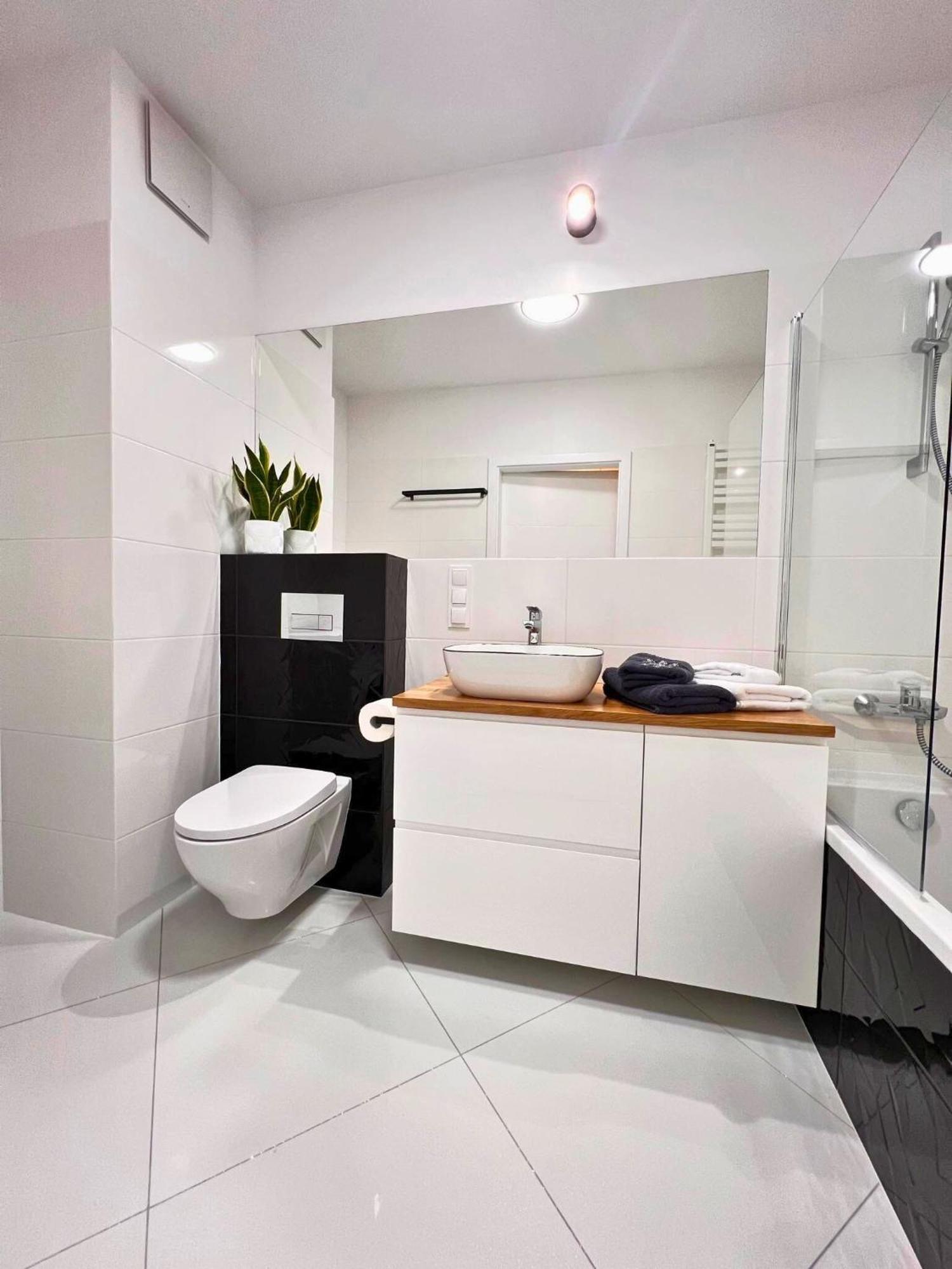 Apartament Purple Poznań Eksteriør bilde